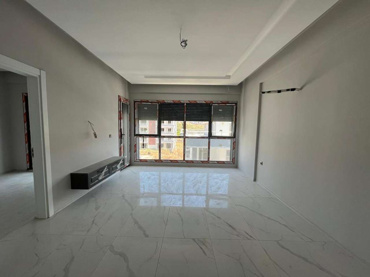 KUŞADASI DEĞİRMENDERE 1+1 LÜKS DAİRE